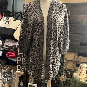 Elegant Animal Print Women's Cape